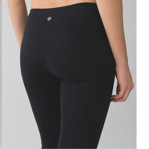 Lululemon Wunder Under Black Size 2